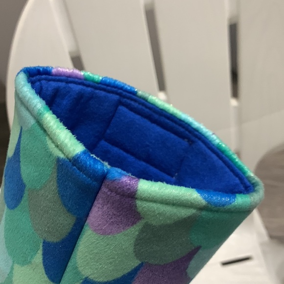 Mermaid cup cozy - Picture 2 of 2